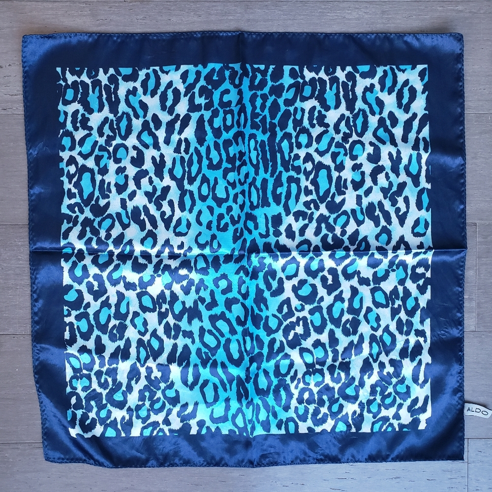 🐆Aldo Leopard Print Scarf🐆